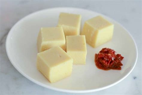  Pinguo Tofu: Un'esplosione di sapori terrosi e piccanti che delizieranno il tuo palato!