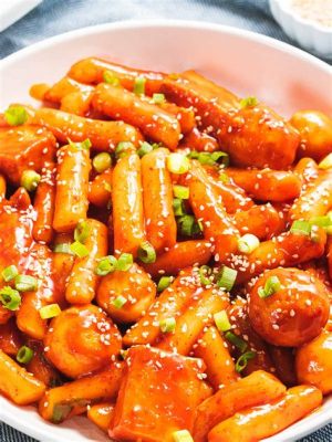 Ddeokbokki: Un piatto piccante e dolce che ti conquisterà con la sua consistenza gommosa!