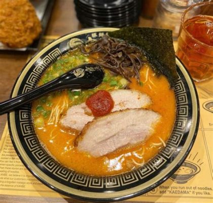   Hakata Ramen: Un Brodo Delicioso Incontrando Noodles Al Dente!